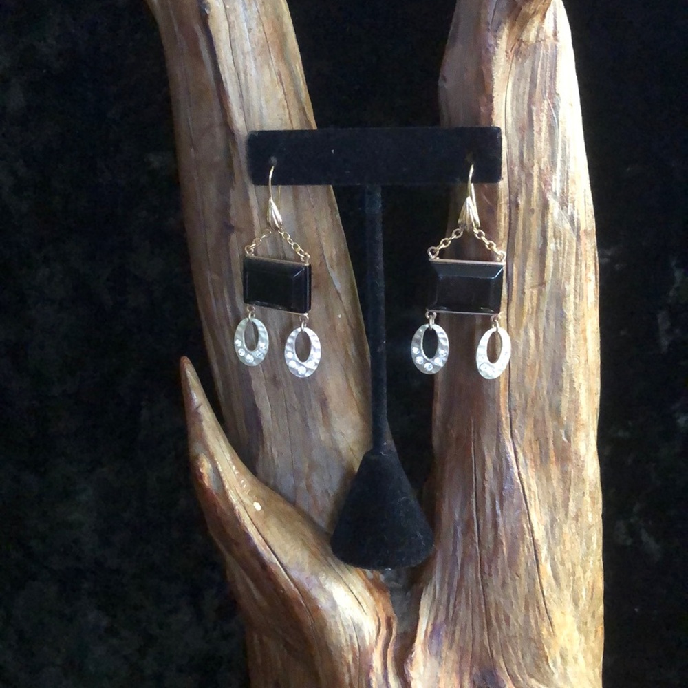 Black/ gold metal earings... vintage